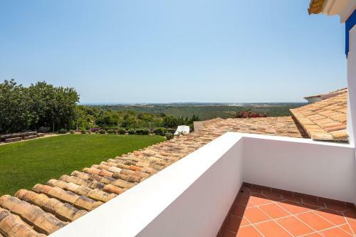 Boliqueime Villa Sleeps 8 Pool Air Con