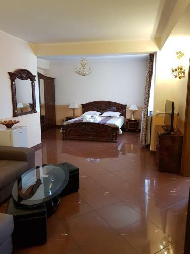 Hotel Liberty Rooms