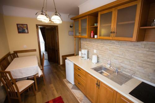 Aparthotel Anna Apartmanh�z