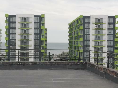 Apartamento Yvo Lioness & Mamaia Nord