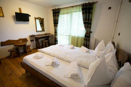 Hostal Pensiunile Zori de Zi Si Apus de Soare