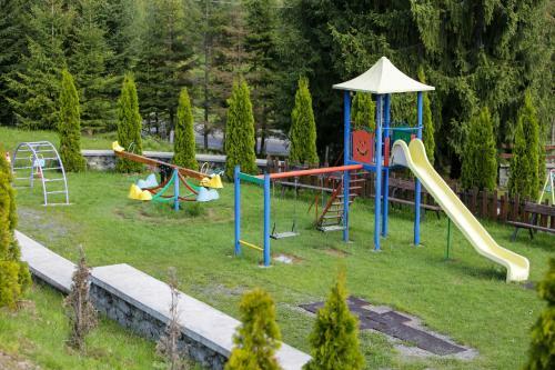 Hostal Pensiunile Zori de Zi Si Apus de Soare