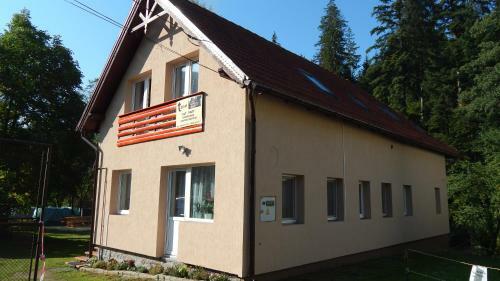 Hostal Olt-part Vend�gh�z