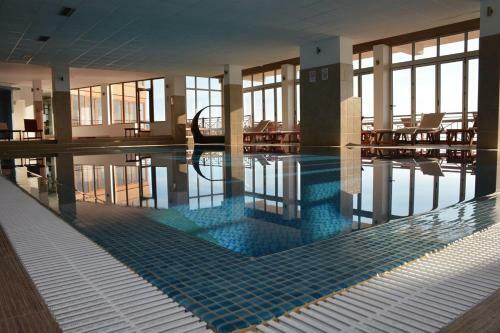 Lux Apartman U Hotelu Milmari