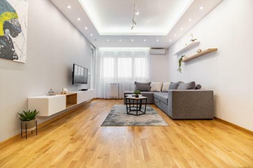 Arena Big Luxury Apartments