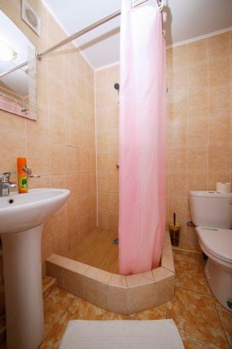 Hostal Guest House Lyubomir