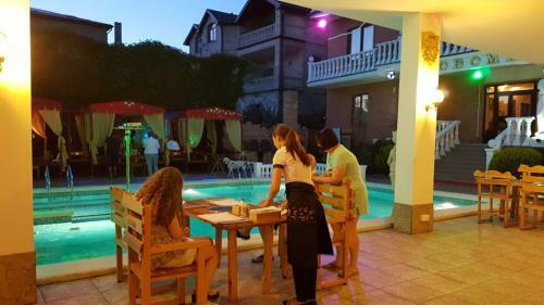 Hostal Guest House Lyubomir