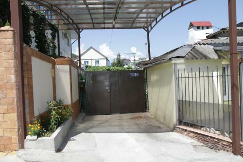 Hostal Zakhodi-ordokhni