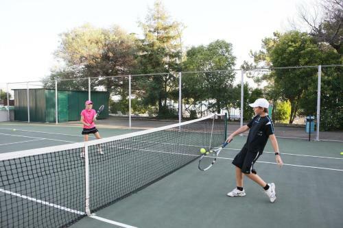 Hotel Pansionat Edem Building ?2