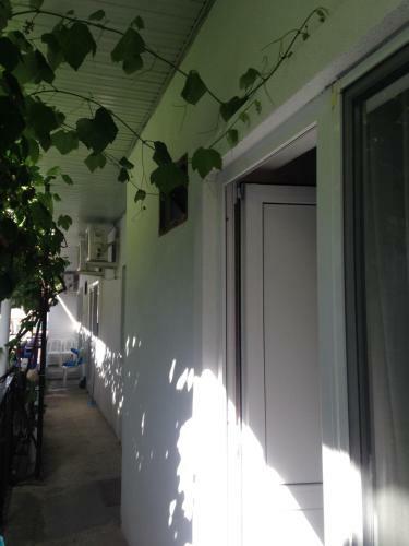 Hostal Guest House Komsomolskiy