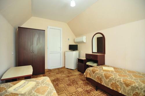 Hostal Guest House Kristiel