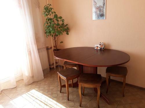 Apartment On Alleye Geroyev