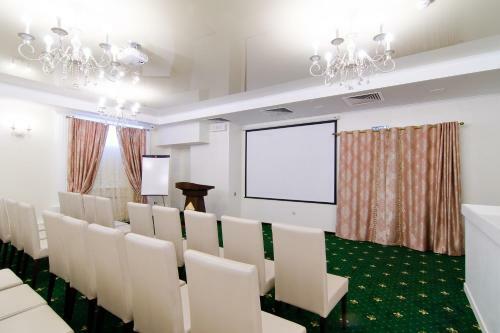 Garden Hotel