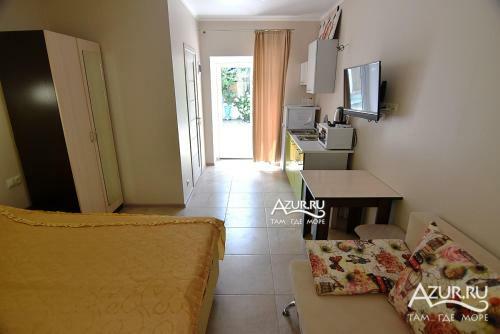 Hostal Eleni Hotel