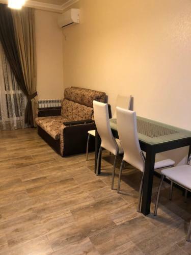 Apartment Kurortnaya 14a