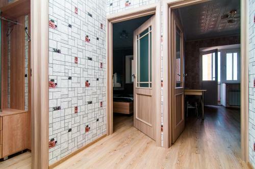 Apartamento April On Kommunisticheskaya 77/2