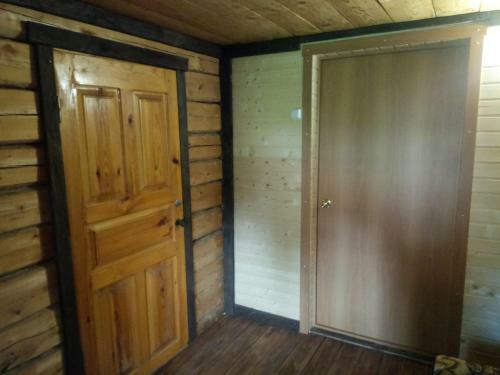 Hostal Usadba Tri Yeli