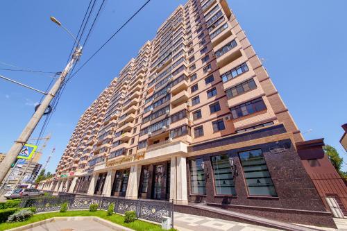 Apartment On Neftyanikov 22