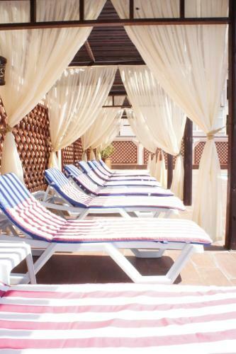 Cruise Hotel