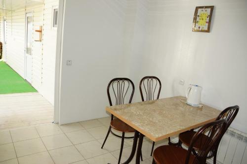Hostal Guest House Ksenia