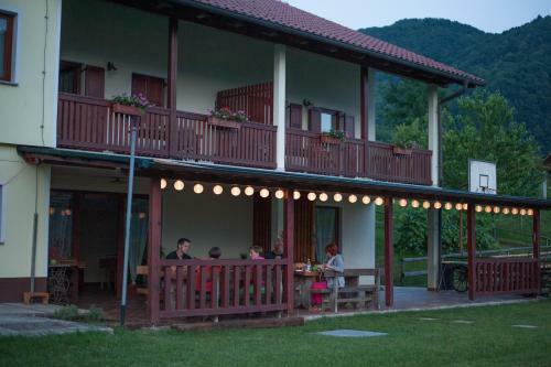 Agroturismo Tourist Farm Pri Kafolu