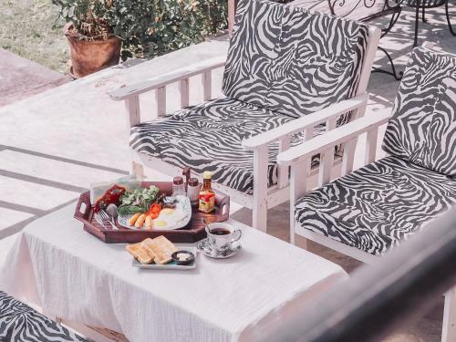 Hotel Hip Home At Hod
