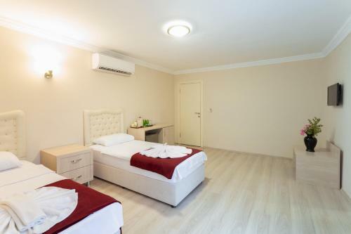 Hotel Palm Way Otel K���kkuyu