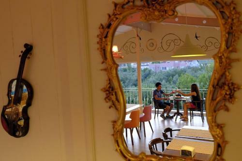 Motel Gurel Garden House