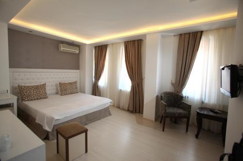 Hotel Grand Harsena Otel