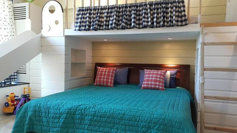Hotel Water Reflection Bed And Breakfast
