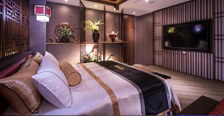 Forbidden City Motel
