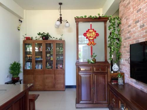 Ancient Official Road Homestay