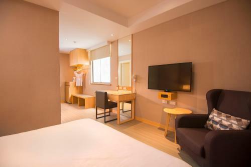 Asia Emperor Hotel