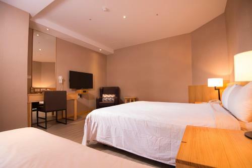 Asia Emperor Hotel