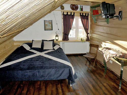 Hostal Salamandra Village