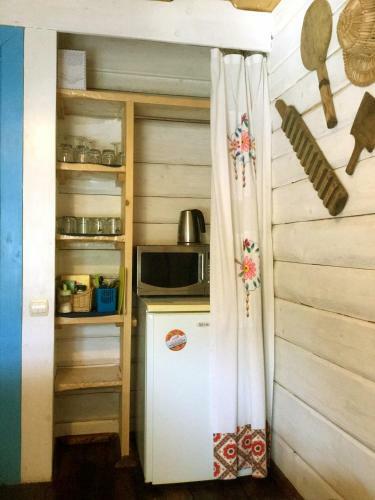 Hostal Salamandra Village