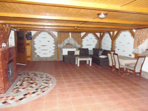 Hotel Tourist Complex Karina