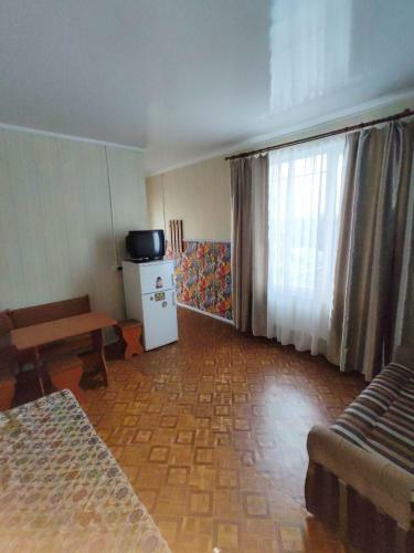 Hostal Arbuz Guest House