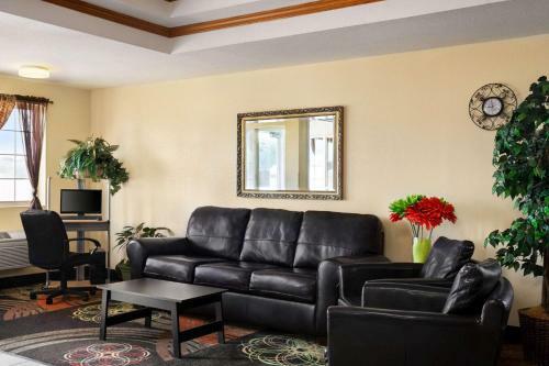 Motel Super 8 By Wyndham Holton