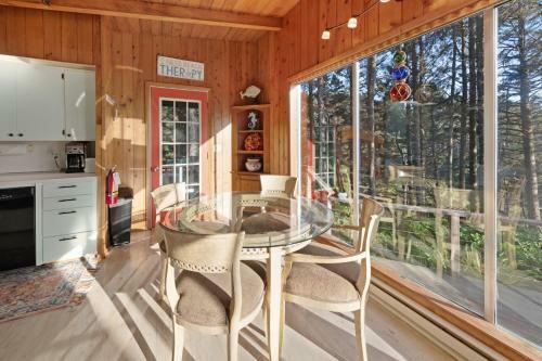 Alicia's Beach House