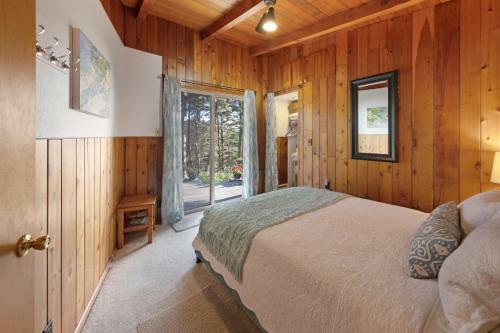 Alicia's Beach House