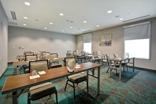 Hotel Home2 Suites By Hilton Queensbury Glens Falls