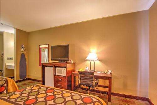 Hotel Super 8 By Wyndham Waterloo