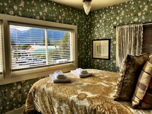 Bed & Breakfast Historic Skagway Inn