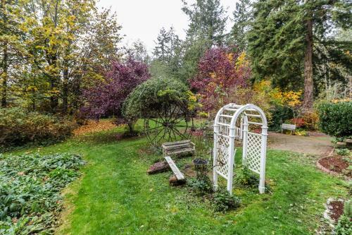 Peaceful Farm Rental In Sequim