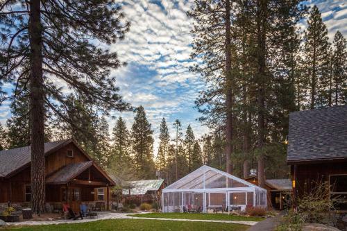 Evergreen Lodge At Yosemite