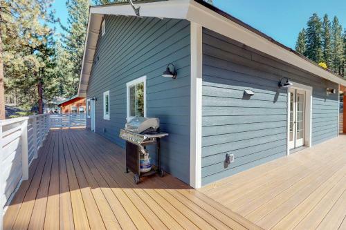 Amachen Cabin