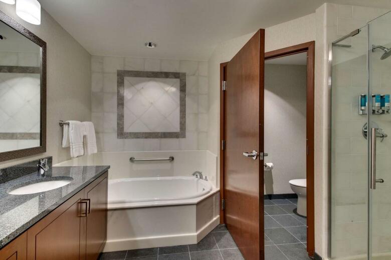 Drury Plaza Hotel Richmond