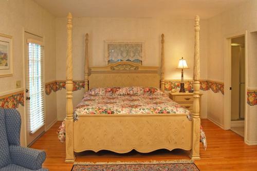 Posada Afton House Inn