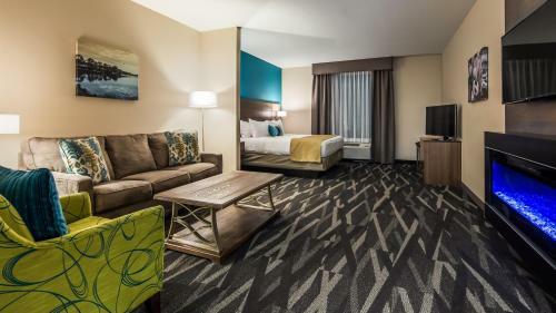Best Western Plus Centralia Hotel & Suites